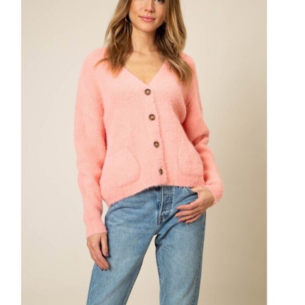 4SI3NNAI Women's Kelsey Soft Fuzzy Buttons Cardigan In Pink Geranium Size M